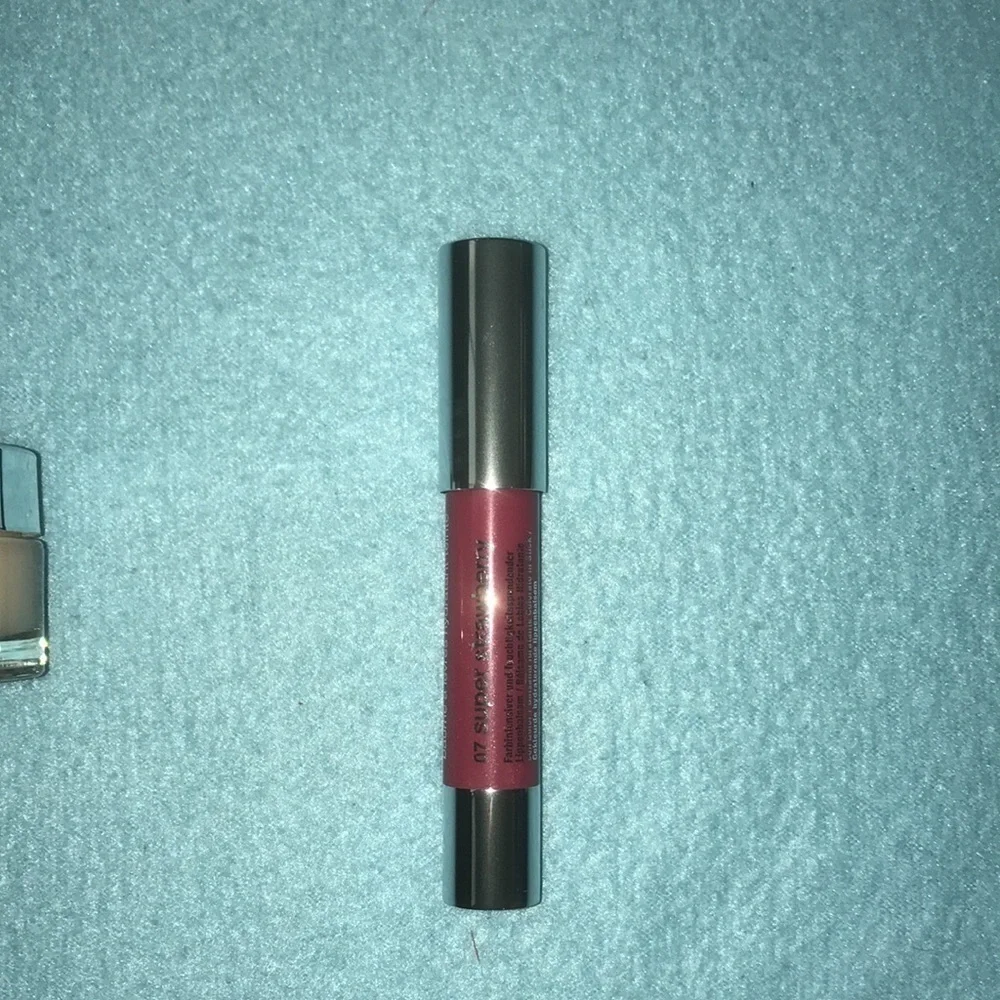 CLINIQUE NEW in box post-sun perfection beauty kit 🎉🎉Host Pick🎉🎉 X2